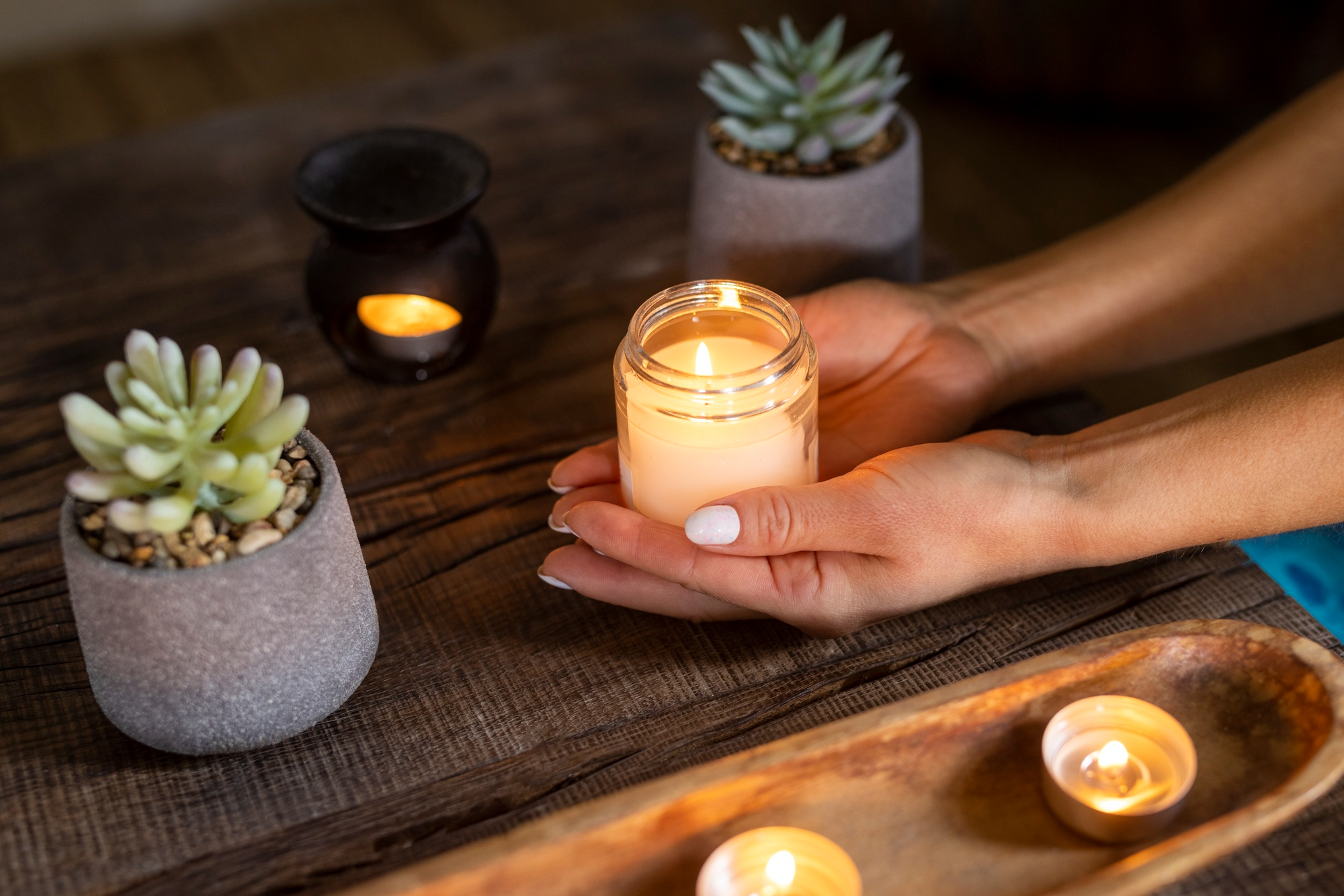 Unveiling the Serenity: The Benefits of Candle Aromatherapy